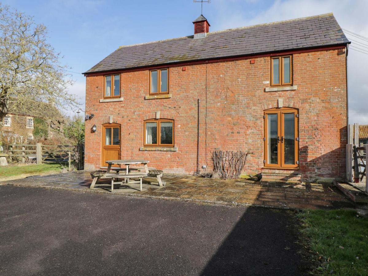 Stables Cottage Melksham Exterior foto